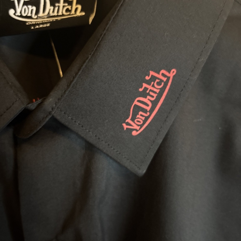 VON DUTCH MEN'S BLACK‎ WITH RED TIGER GRAPHIC SHIRT, SIZE M - Picture 7 of 9